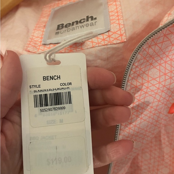 Bench Urbanwear Neon Patterned Windbreaker Jacket - Picture 5 of 5